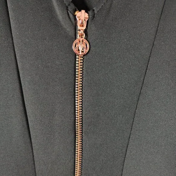 Plunging Neckline LBD, Size 38 - Picture 4 of 7